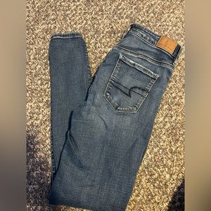 American Eagle Skinny Jeans size small, length 25’